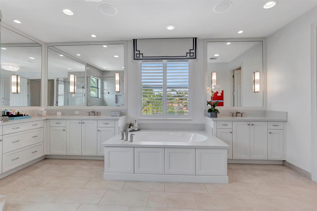 SEVEN BRIDGES - Residential