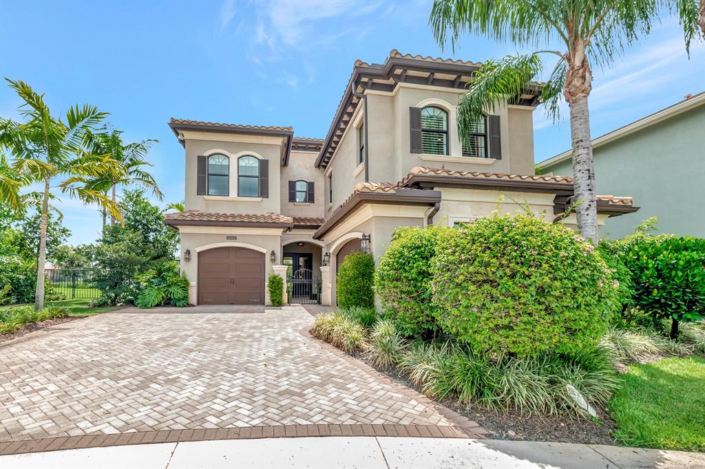 SEVEN BRIDGES - Residential