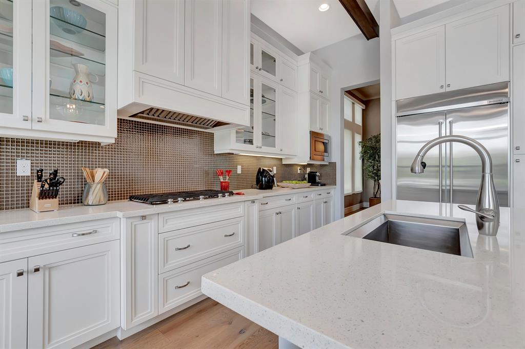 SEVEN BRIDGES - Residential