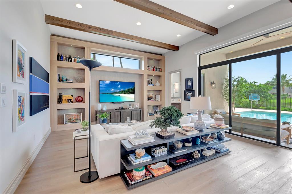 SEVEN BRIDGES - Residential