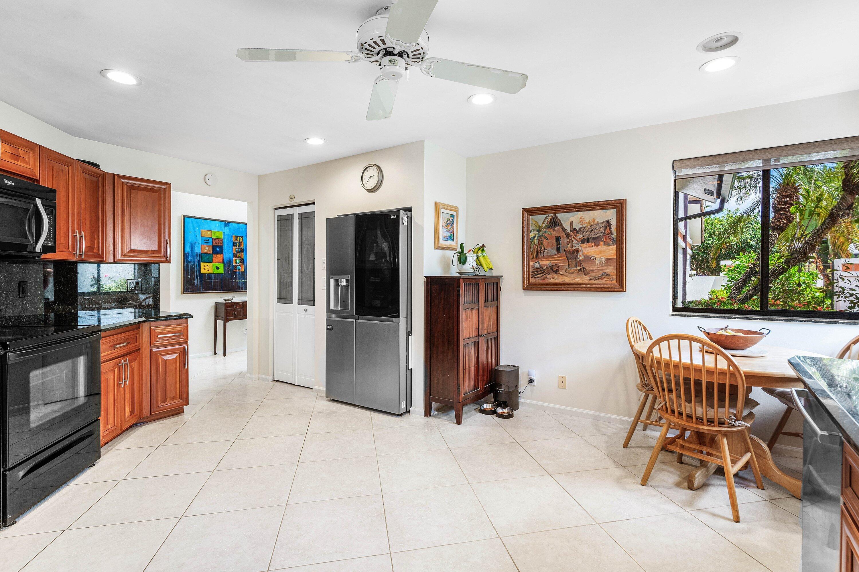 VILLA FLORA AT BOCA POINTE - Residential