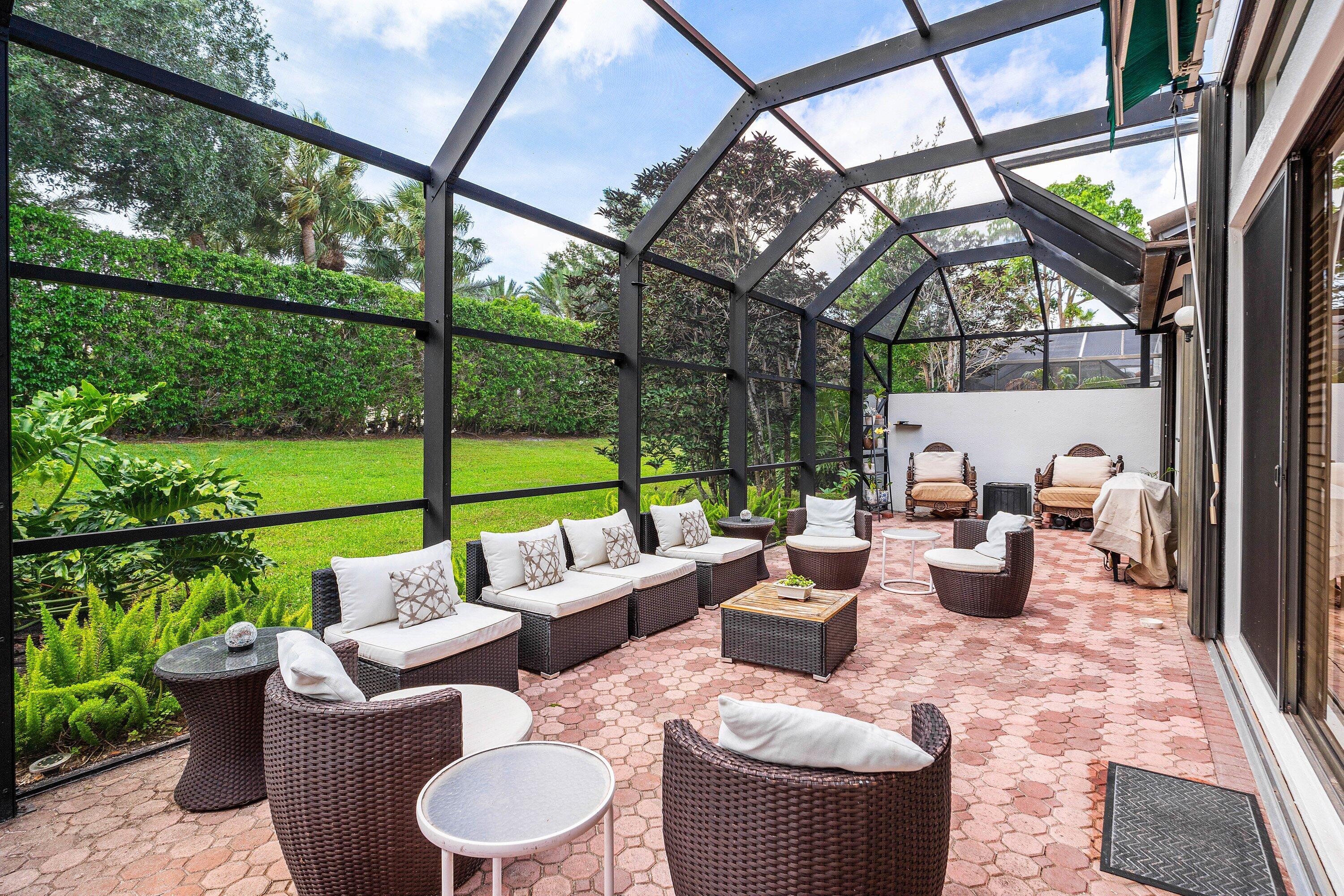 VILLA FLORA AT BOCA POINTE - Residential