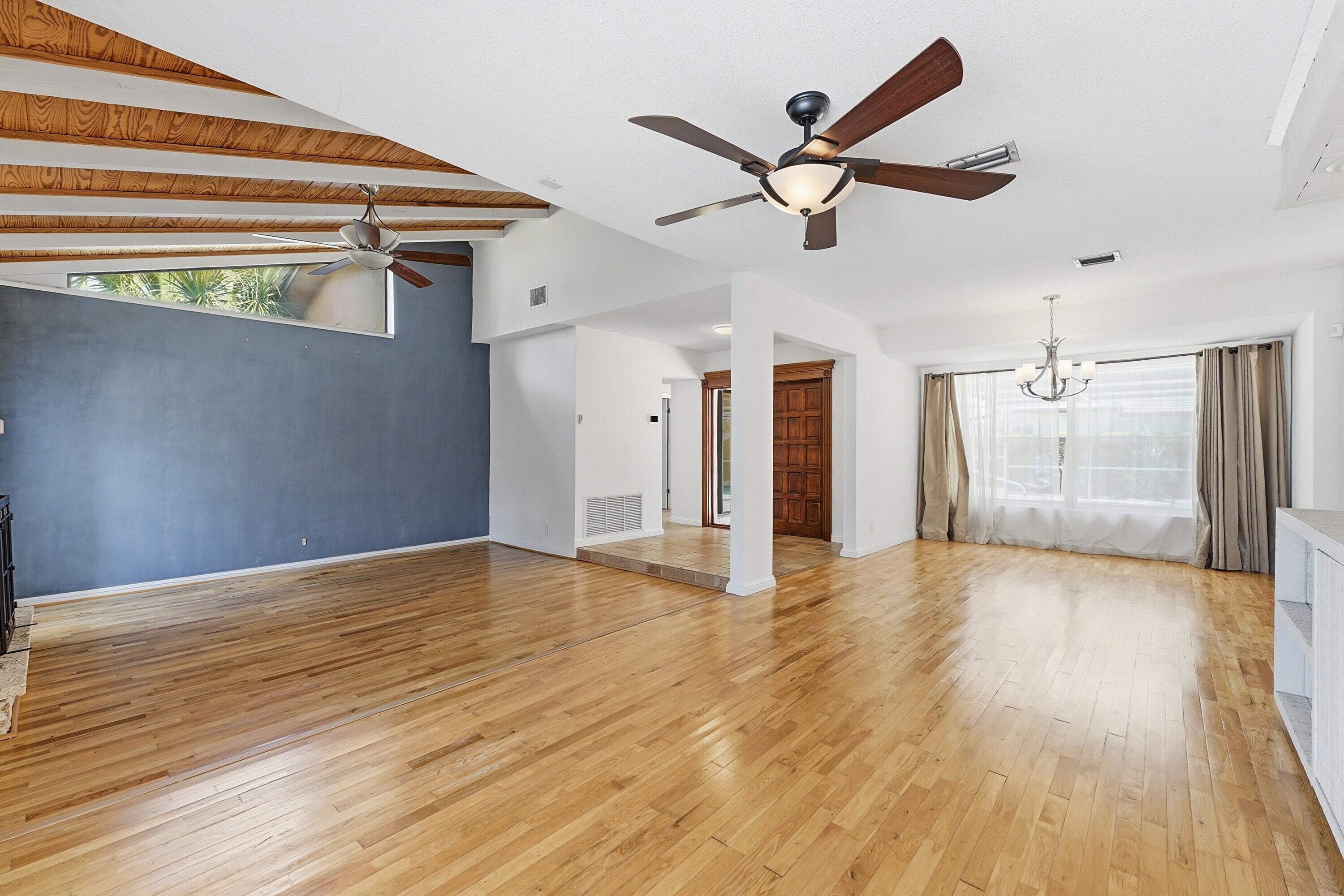 CORAL SPRINGS COUNTRY CLUB WEST - Residential