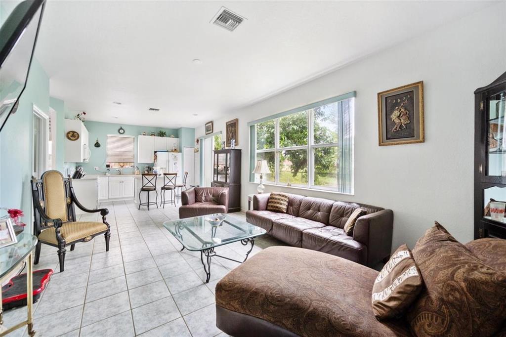 WELLINGTON TR 42B - Residential