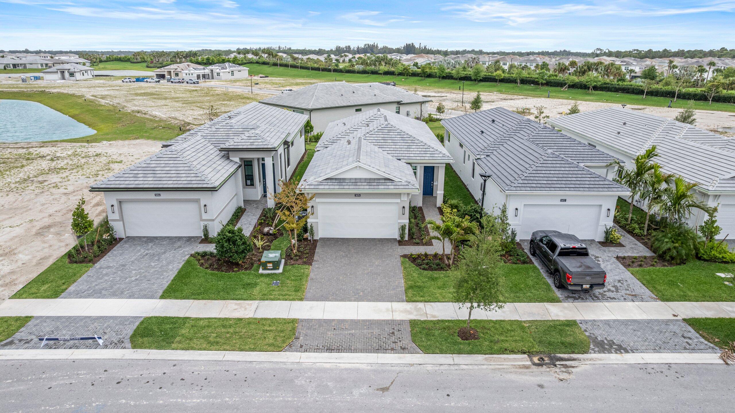 CRESSWIND PALM BEACH - Residential