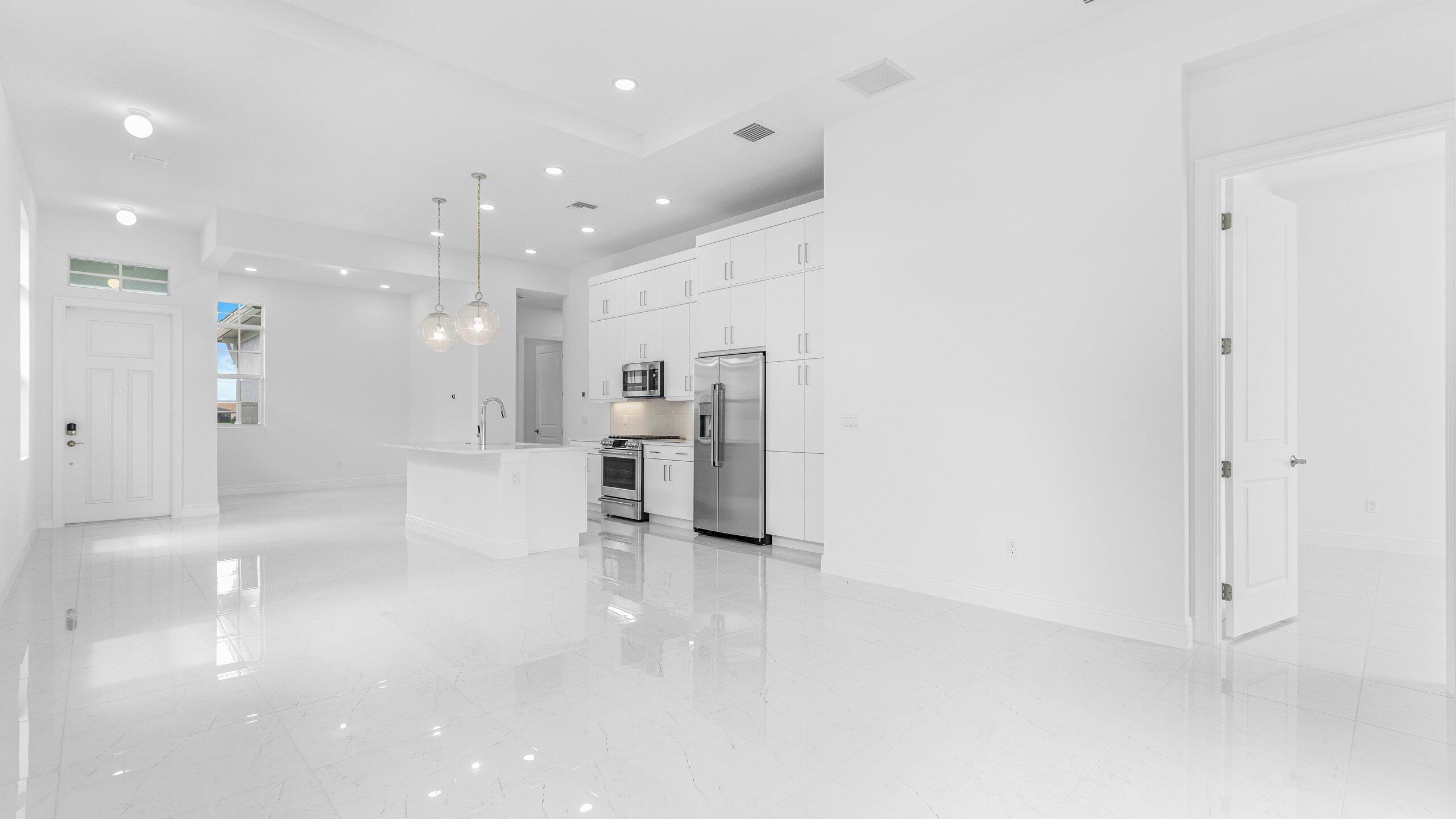 CRESSWIND PALM BEACH - Residential