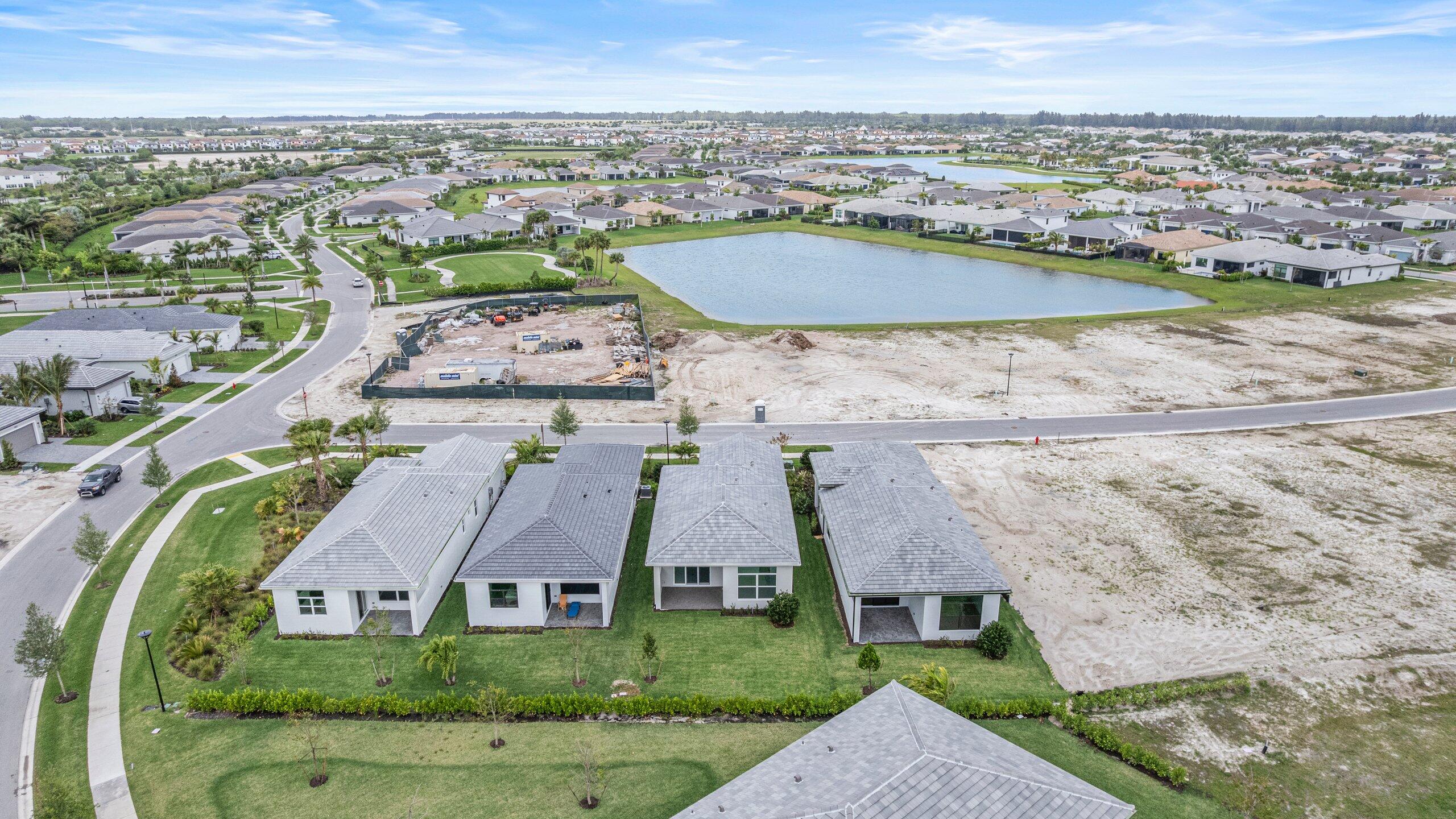 CRESSWIND PALM BEACH - Residential