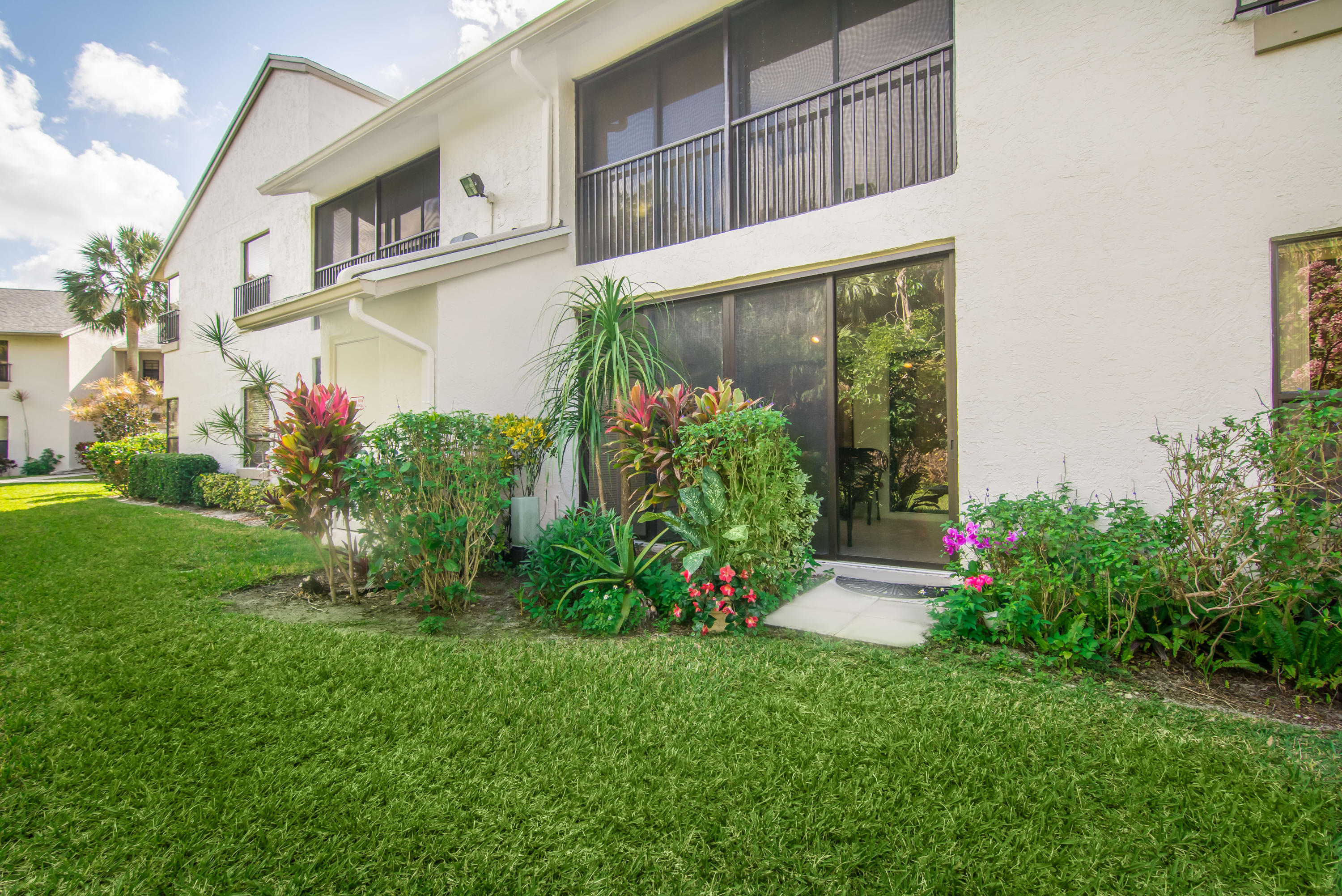 KARANDA VILLAGE 6-C CONDO - Residential