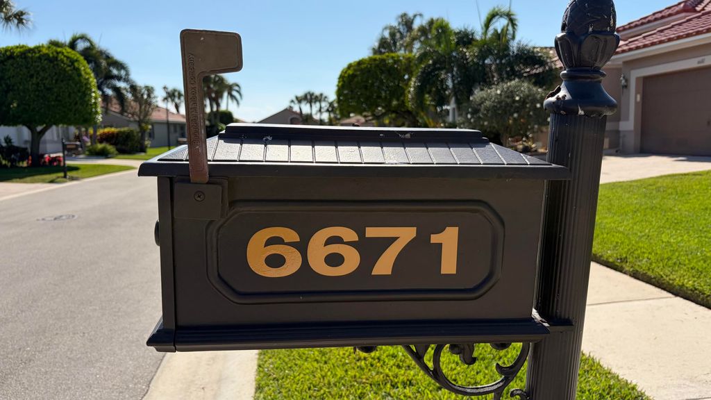 Photo of 6671 Maybrook Road, Boynton Beach, FL 33437 (MLS # B26020789)