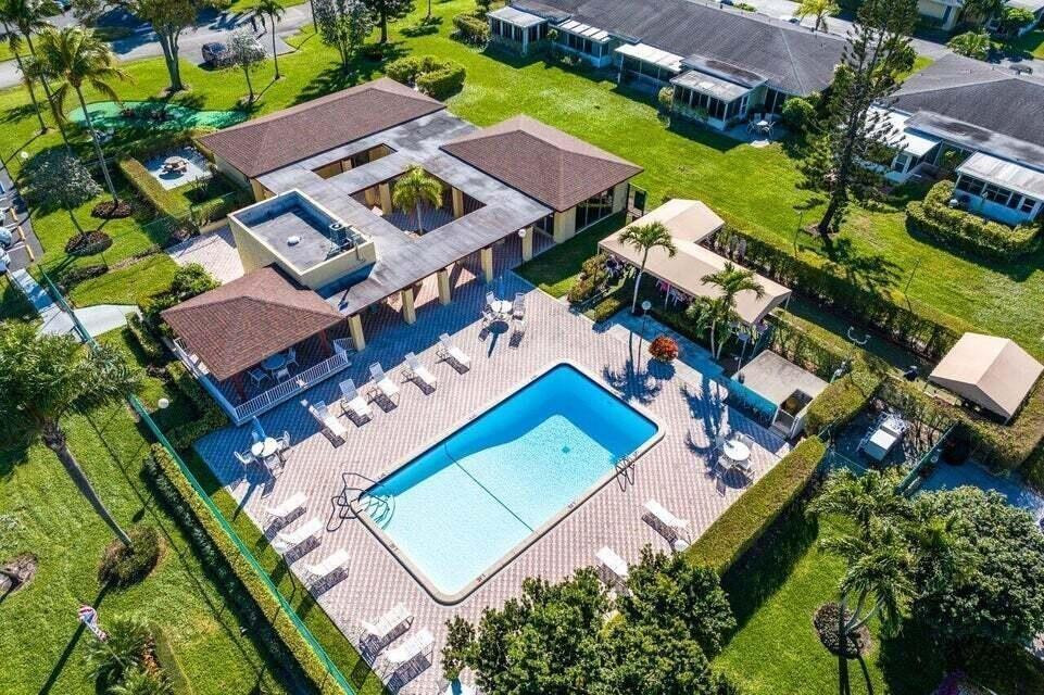 Pines of Delray - Residential