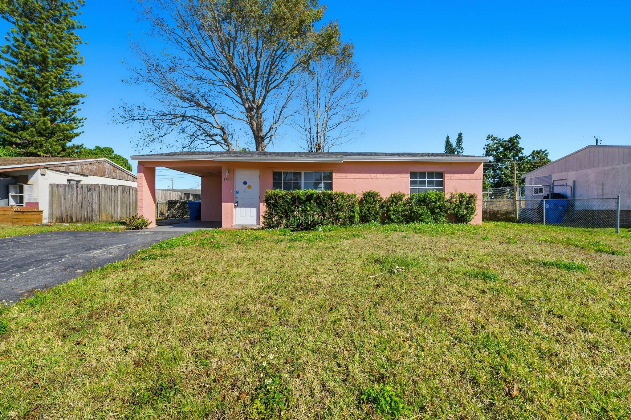 Broadview Country Club Es - Residential