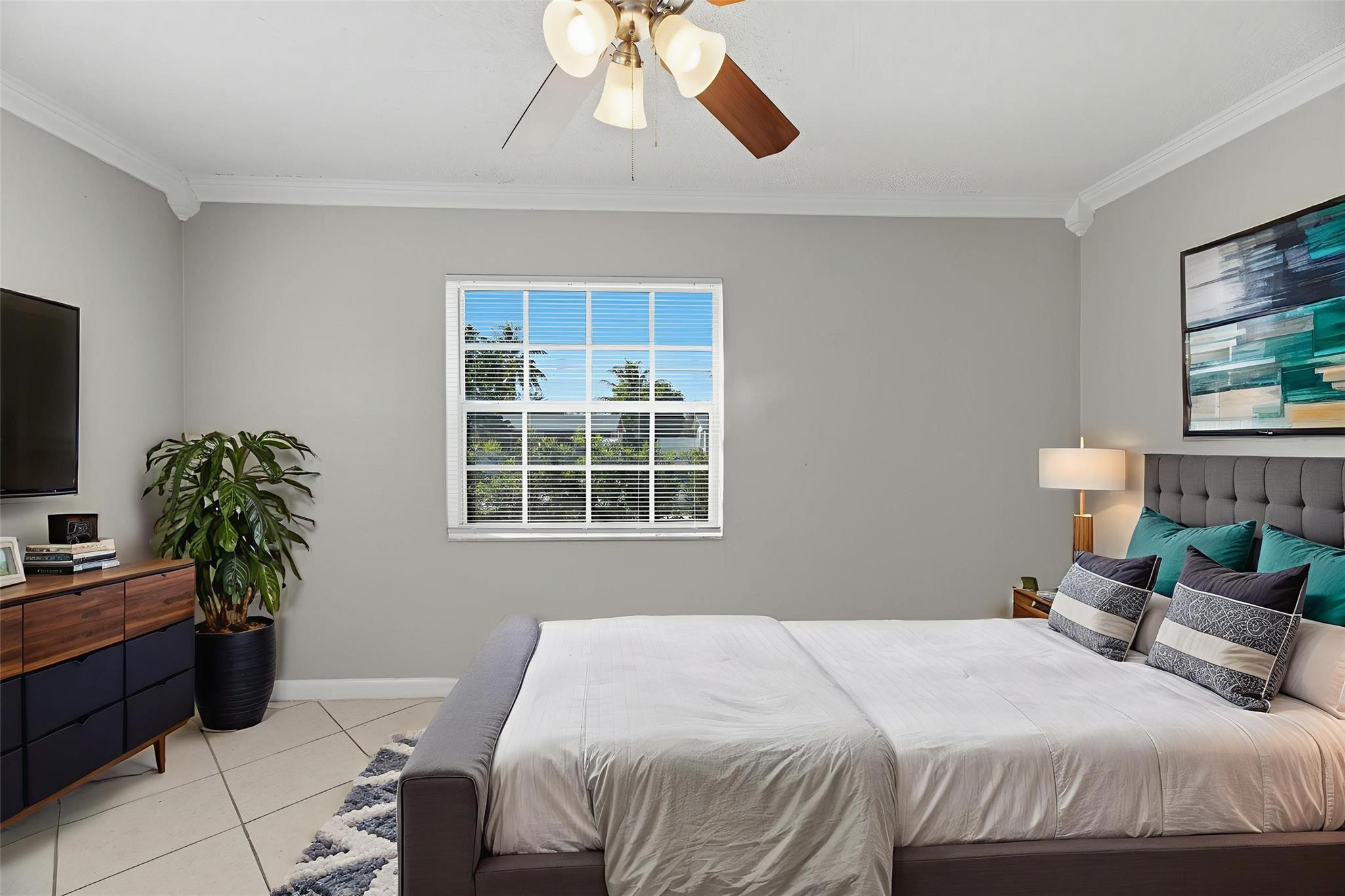 Broadview Country Club Es - Residential