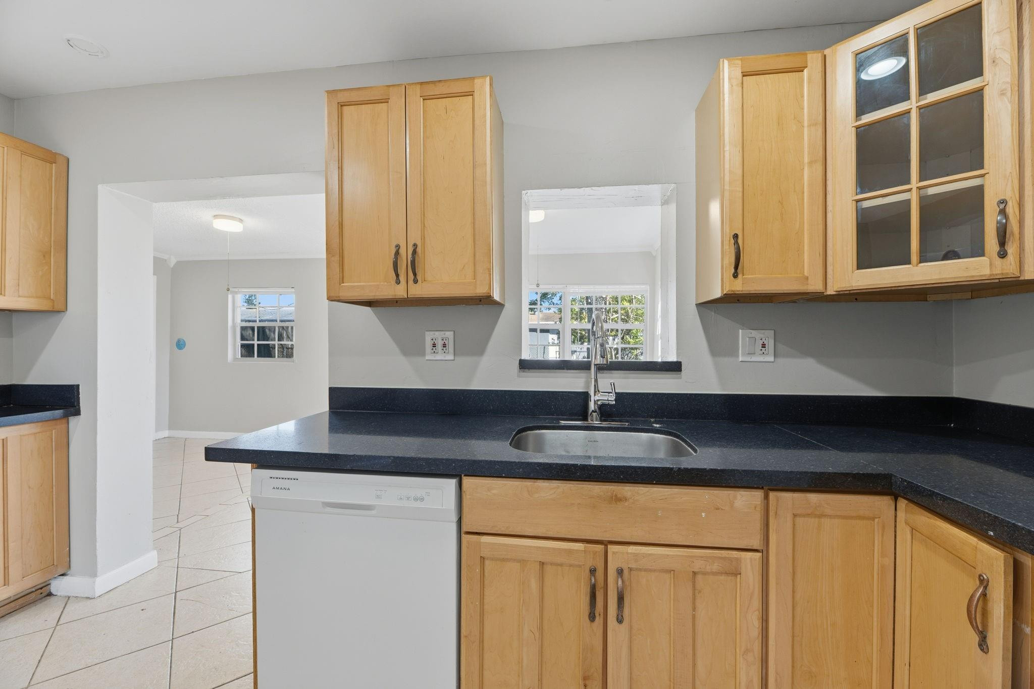 Broadview Country Club Es - Residential