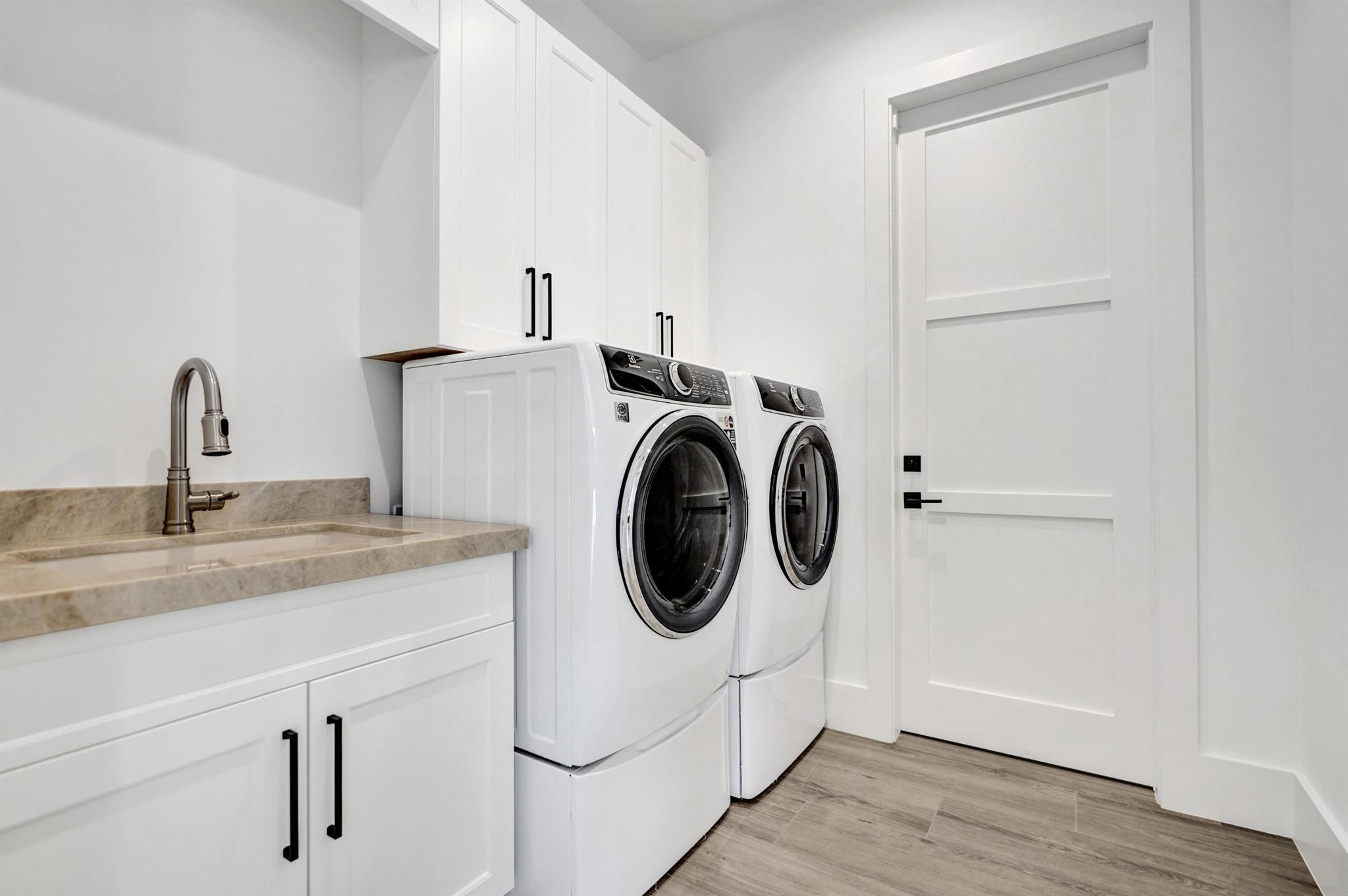 VENETIAN ISLES 3RD SEC - Residential