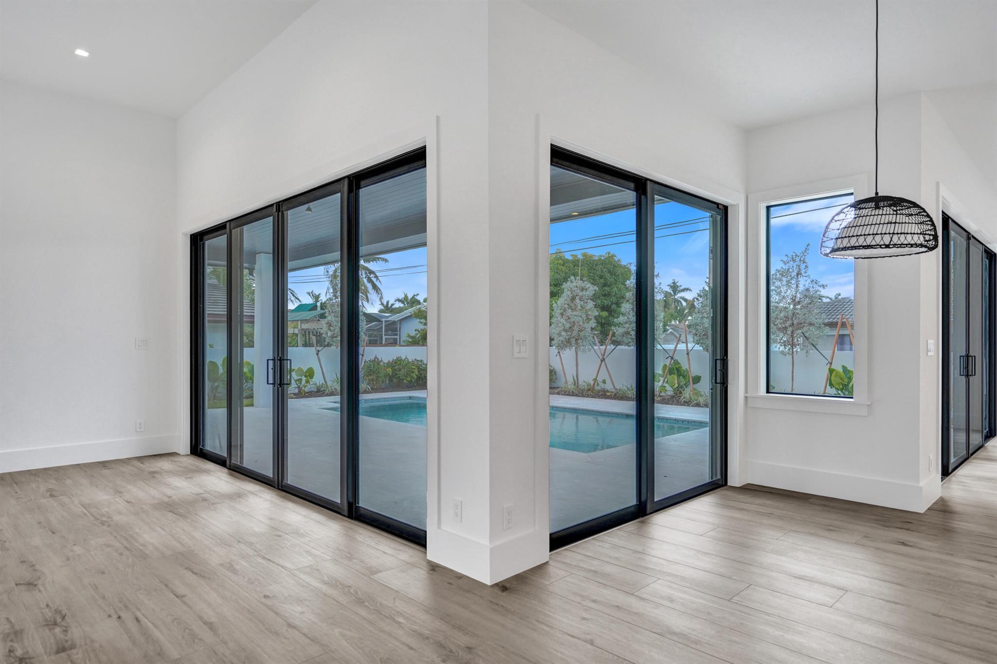 VENETIAN ISLES 3RD SEC - Residential