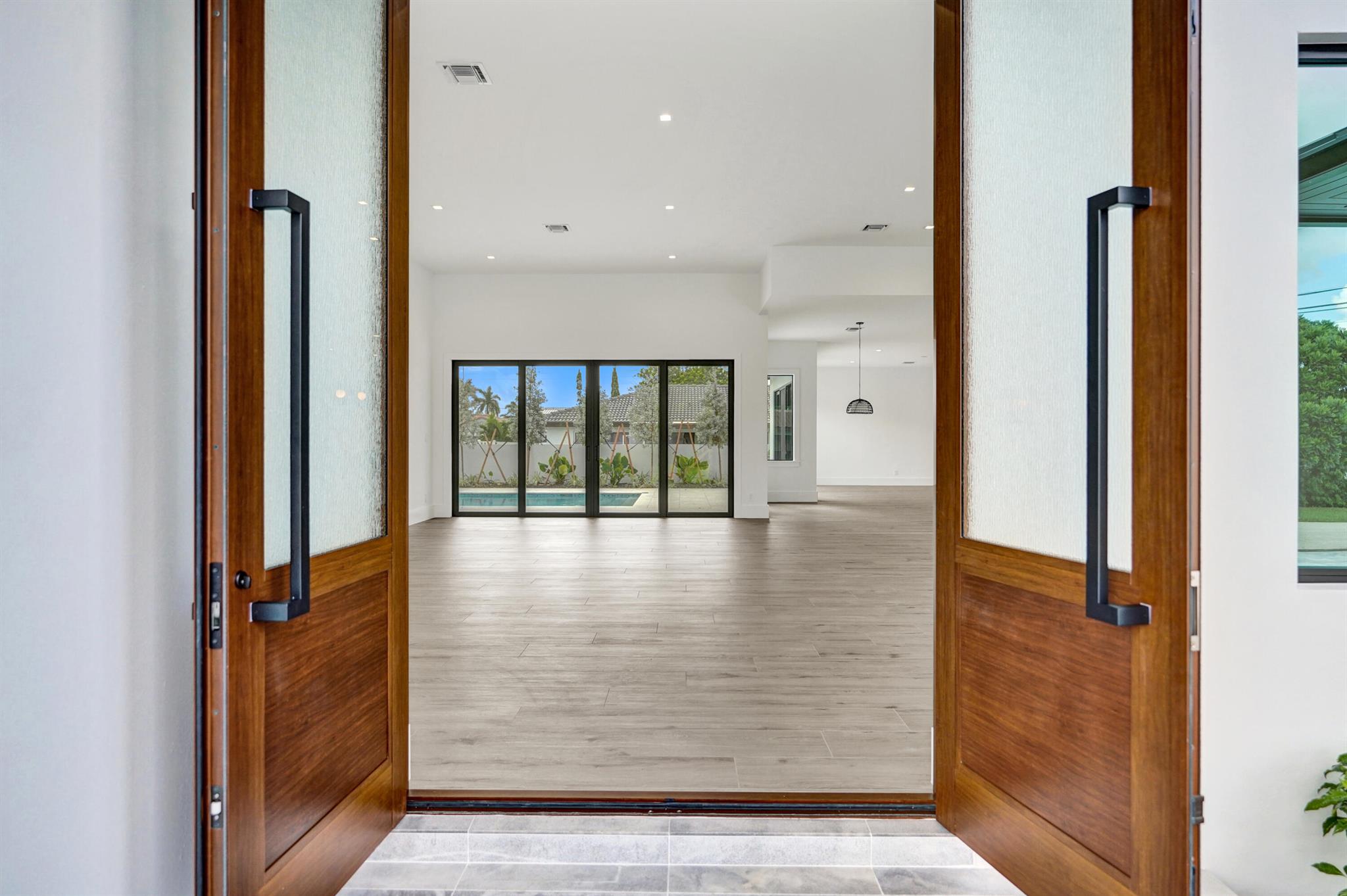 View photos, virtual tours, details... 4451 NE 27th Terrace