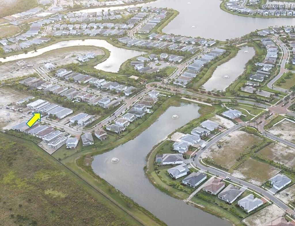 Photo of 10705 Northbrook Circle #Prestige 117, Palm Beach Gardens, FL 33412 (MLS # R11149682)