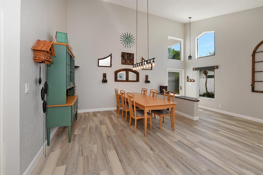 BOCA RATON SQUARE UNIT 18 - Residential