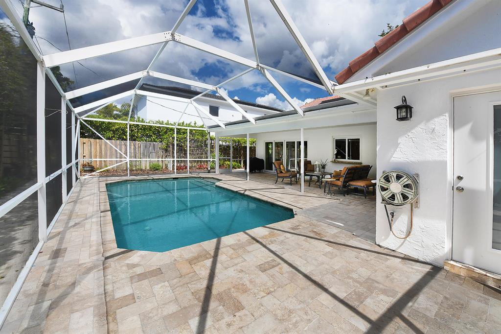 BOCA RATON SQUARE UNIT 18 - Residential