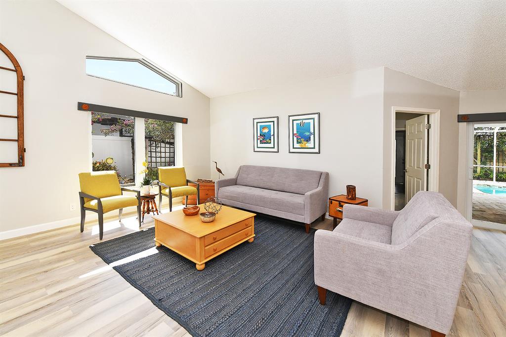 BOCA RATON SQUARE UNIT 18 - Residential