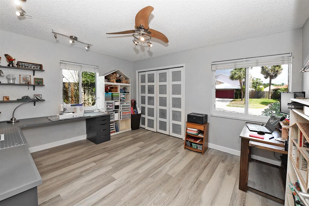 BOCA RATON SQUARE UNIT 18 - Residential