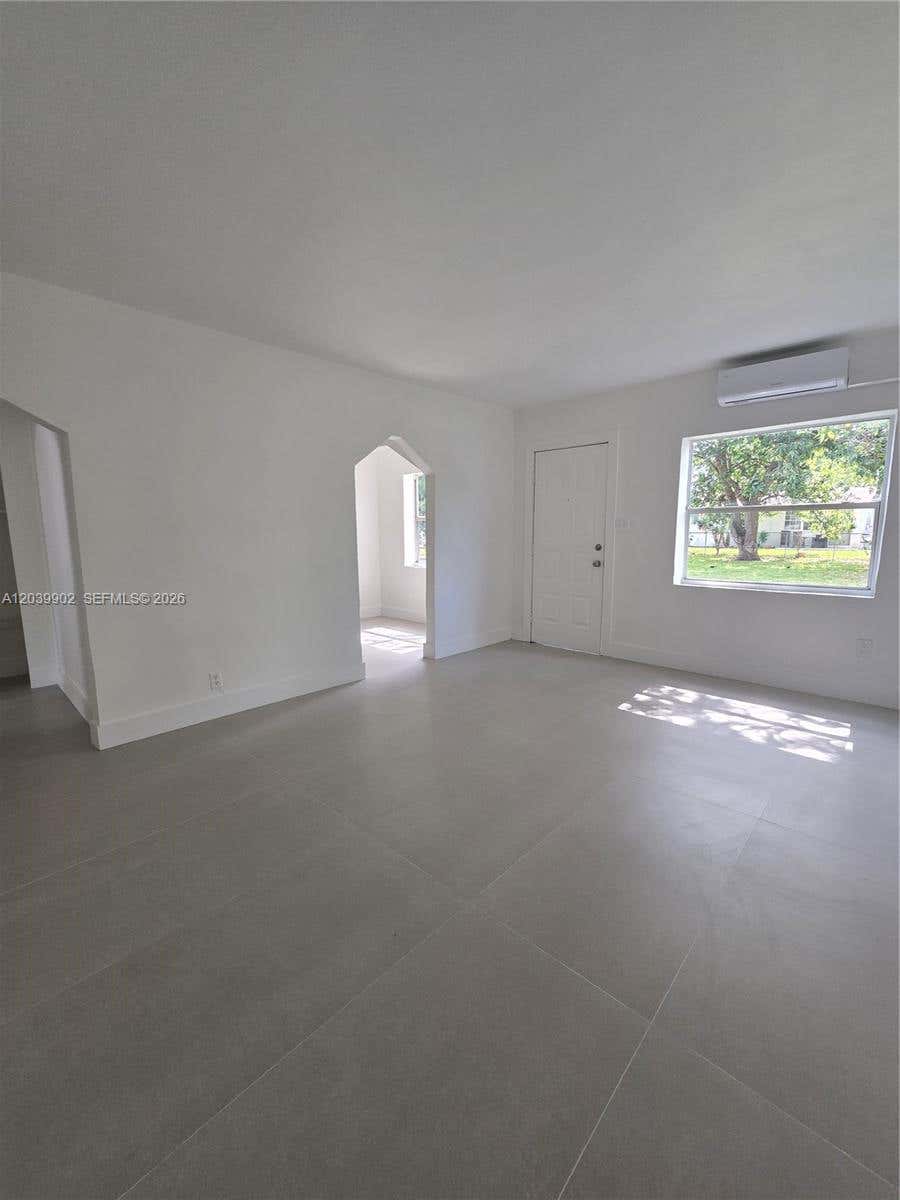 Photo of 237 SW 13th Street #4, Dania Beach, FL 33004 (MLS # A12039902)