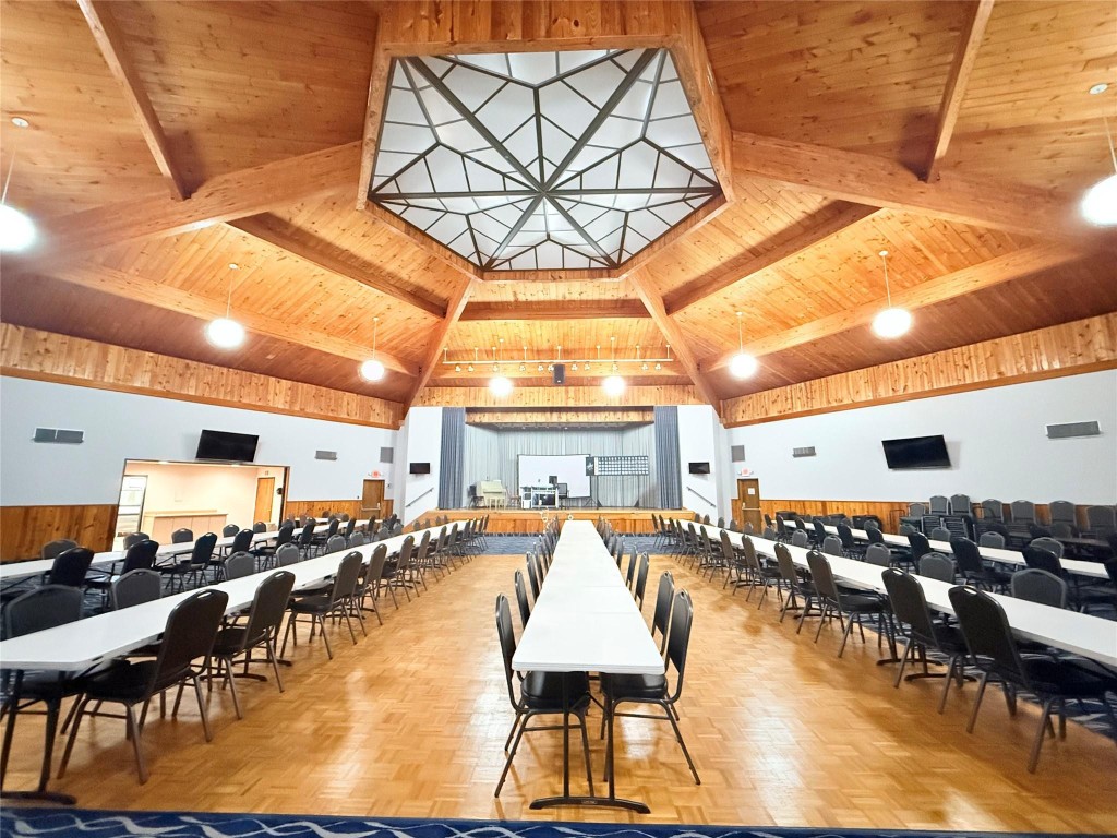 Royal Park Gardens - Residential