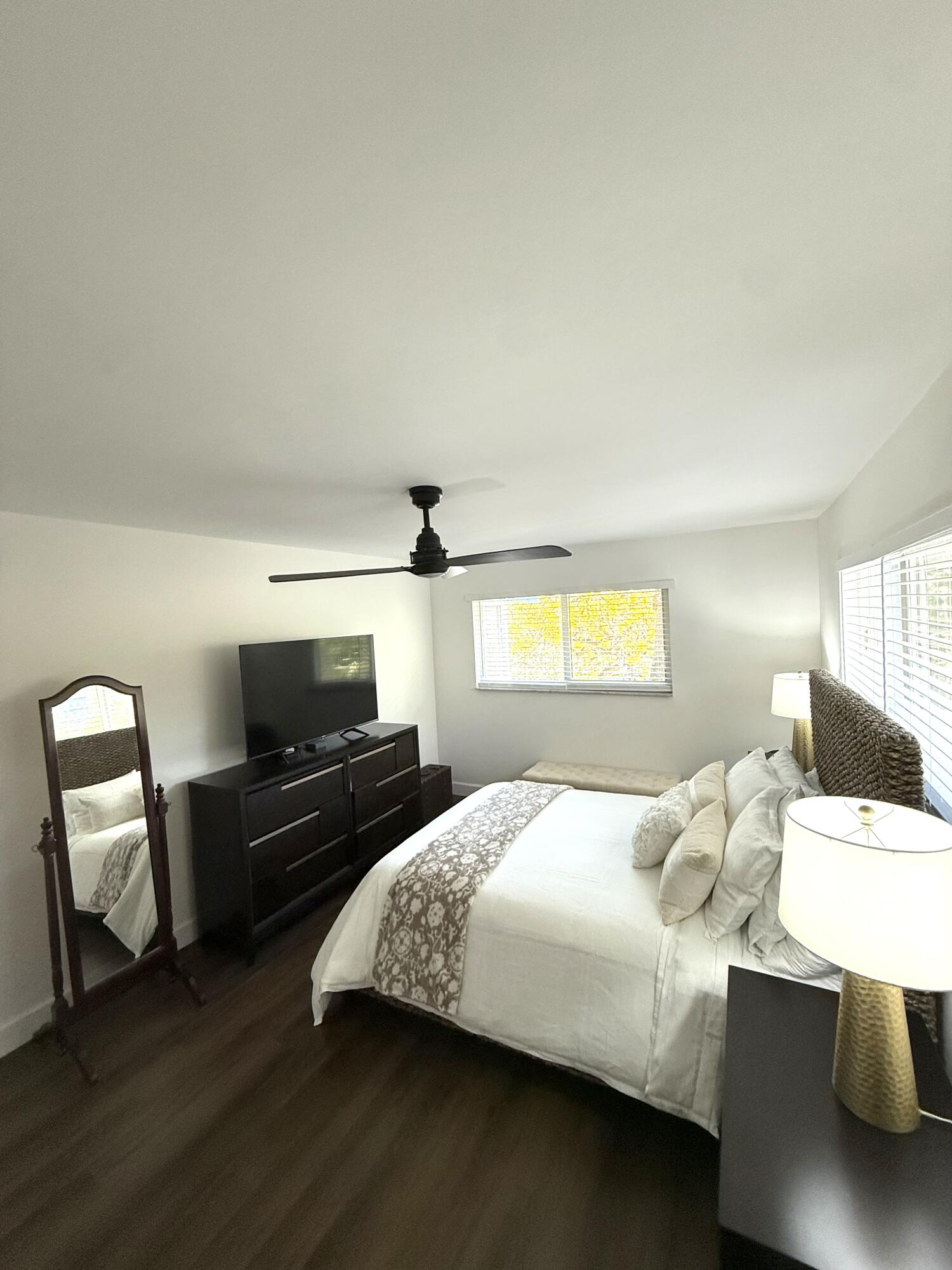 HOLIDAY SPRINGS VILLAGE 1 CONDO - Residential