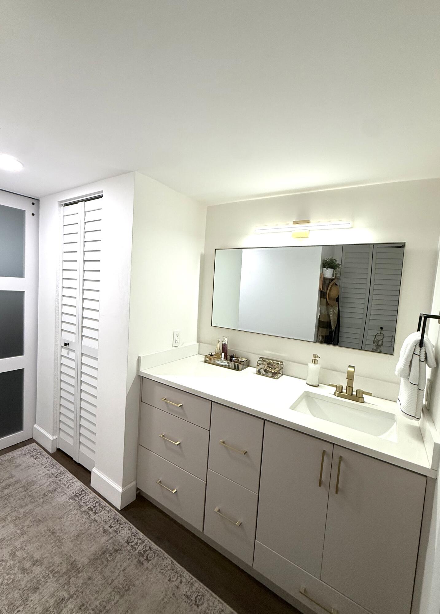 HOLIDAY SPRINGS VILLAGE 1 CONDO - Residential