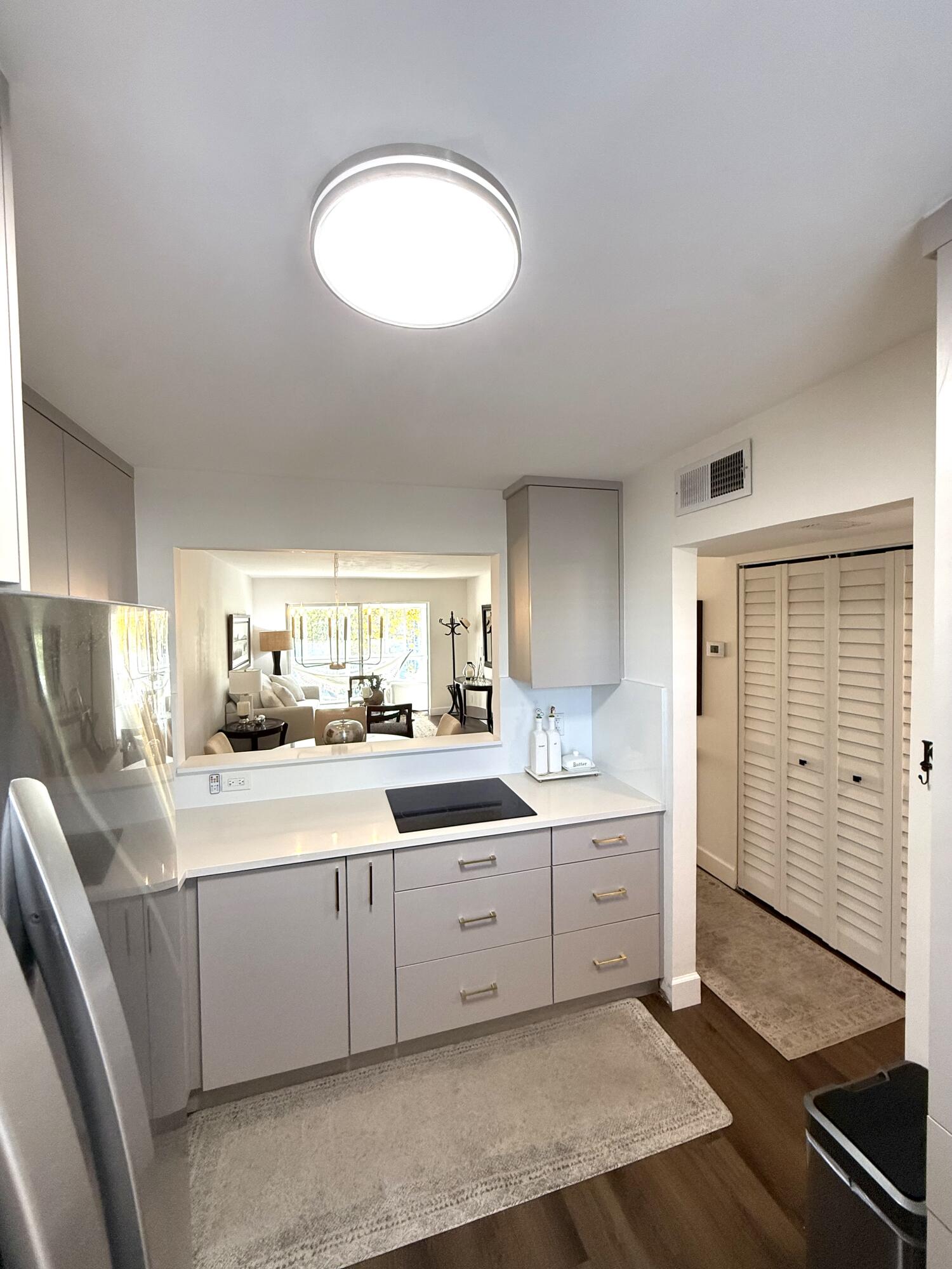 HOLIDAY SPRINGS VILLAGE 1 CONDO - Residential