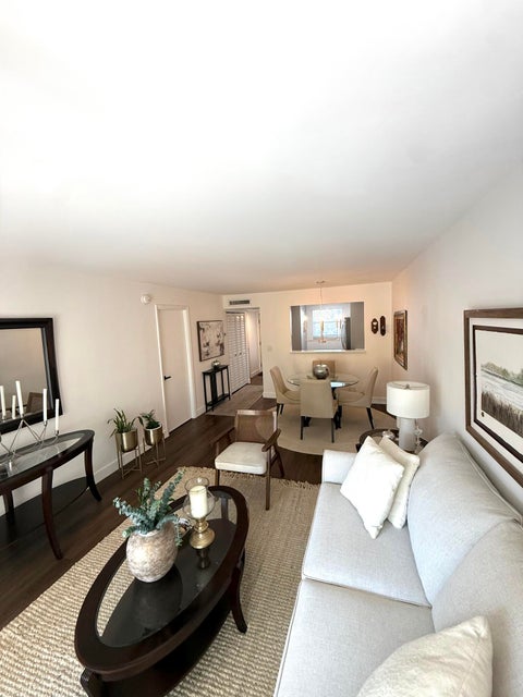 Tiny photo for 3170 Holiday Springs Boulevard #304, Margate, FL 33063 (MLS # B26007463)