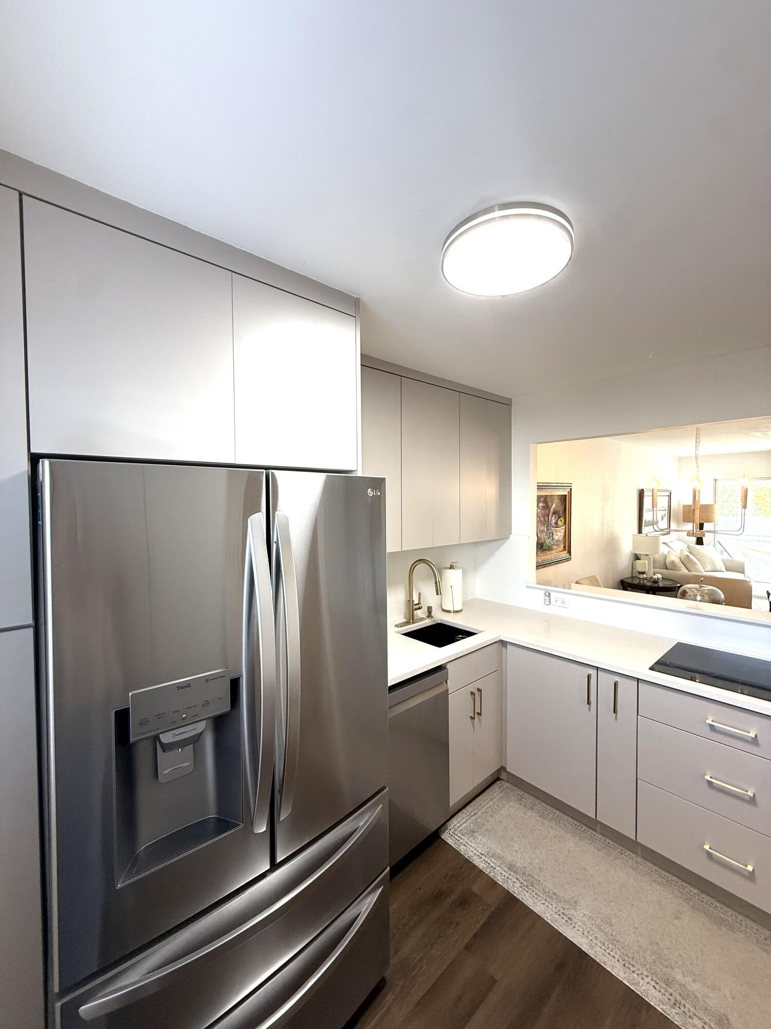 HOLIDAY SPRINGS VILLAGE 1 CONDO - Residential