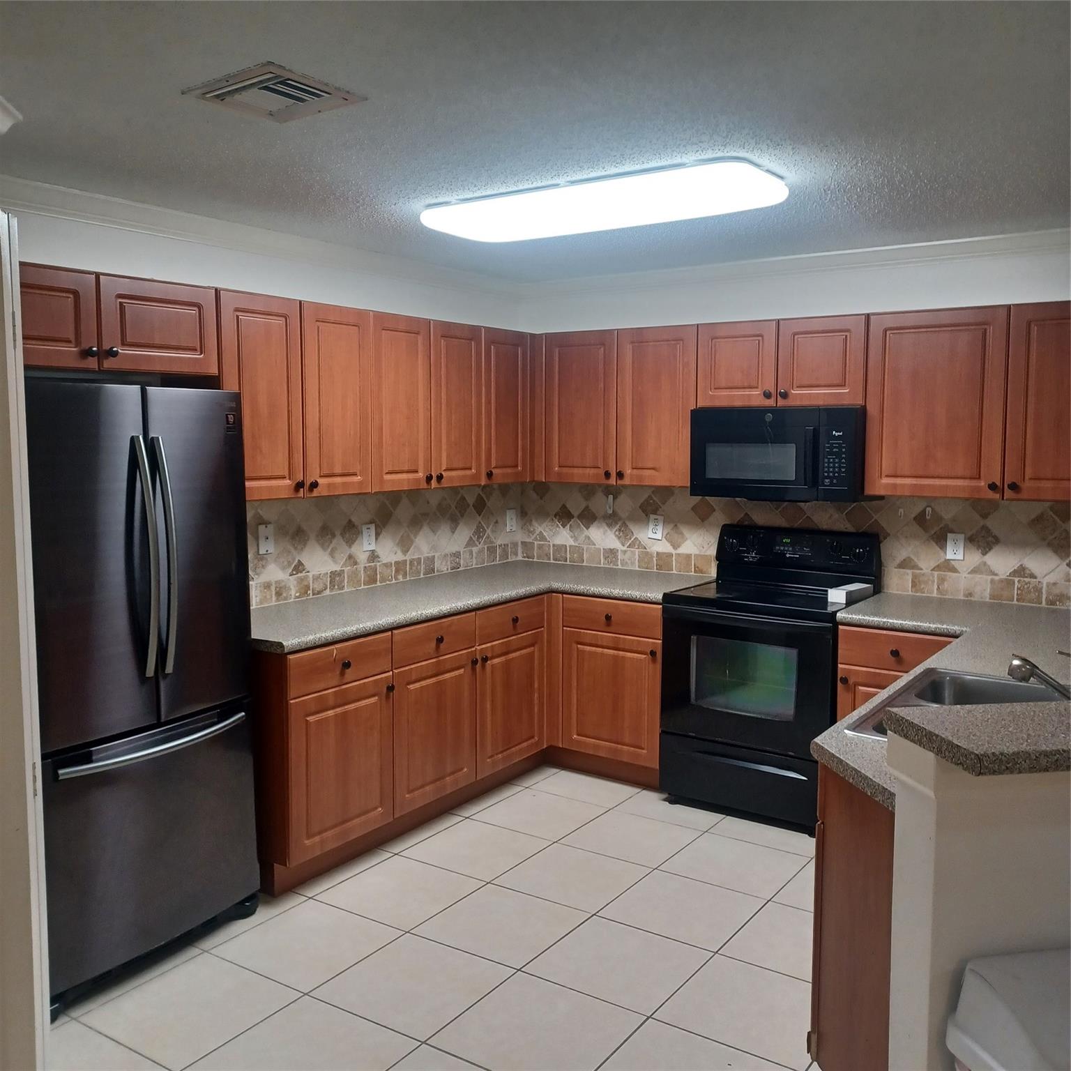 6258 Adriatic Way