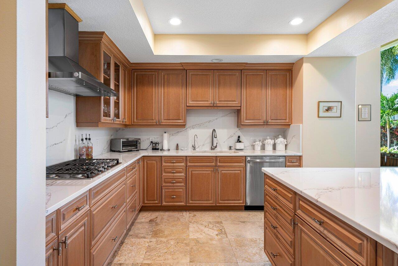 JUPITER INLET BEACH COLONY - Residential