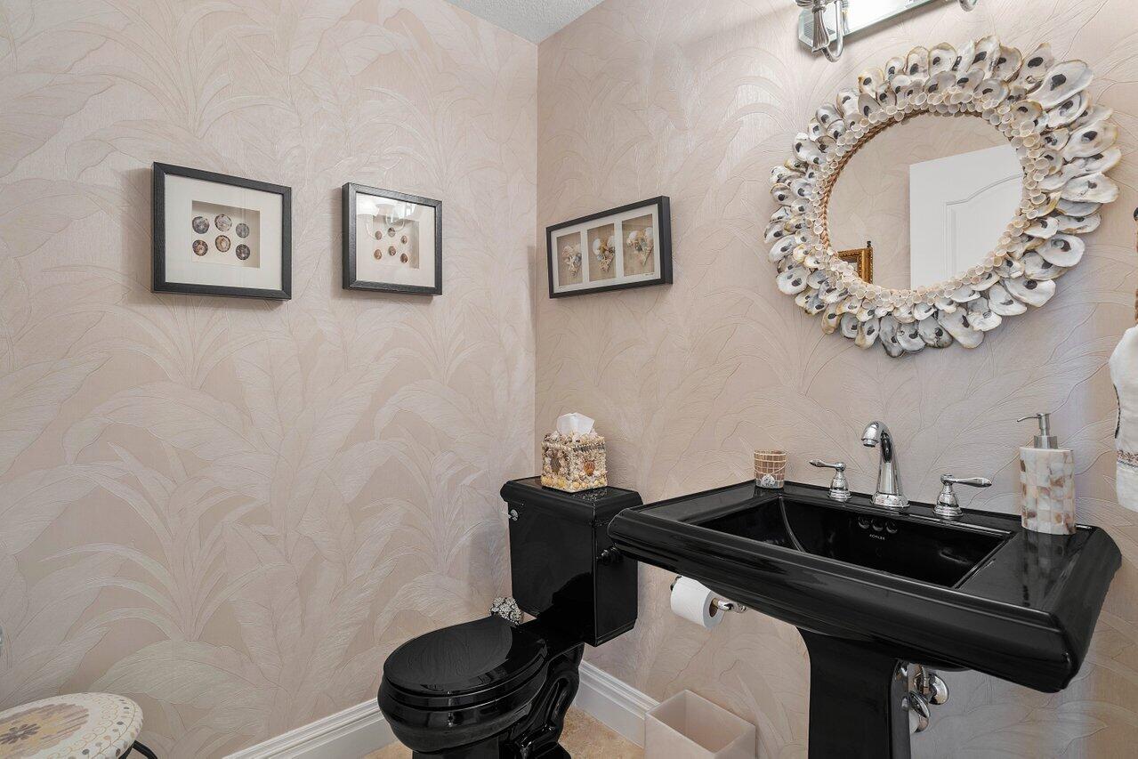 JUPITER INLET BEACH COLONY - Residential