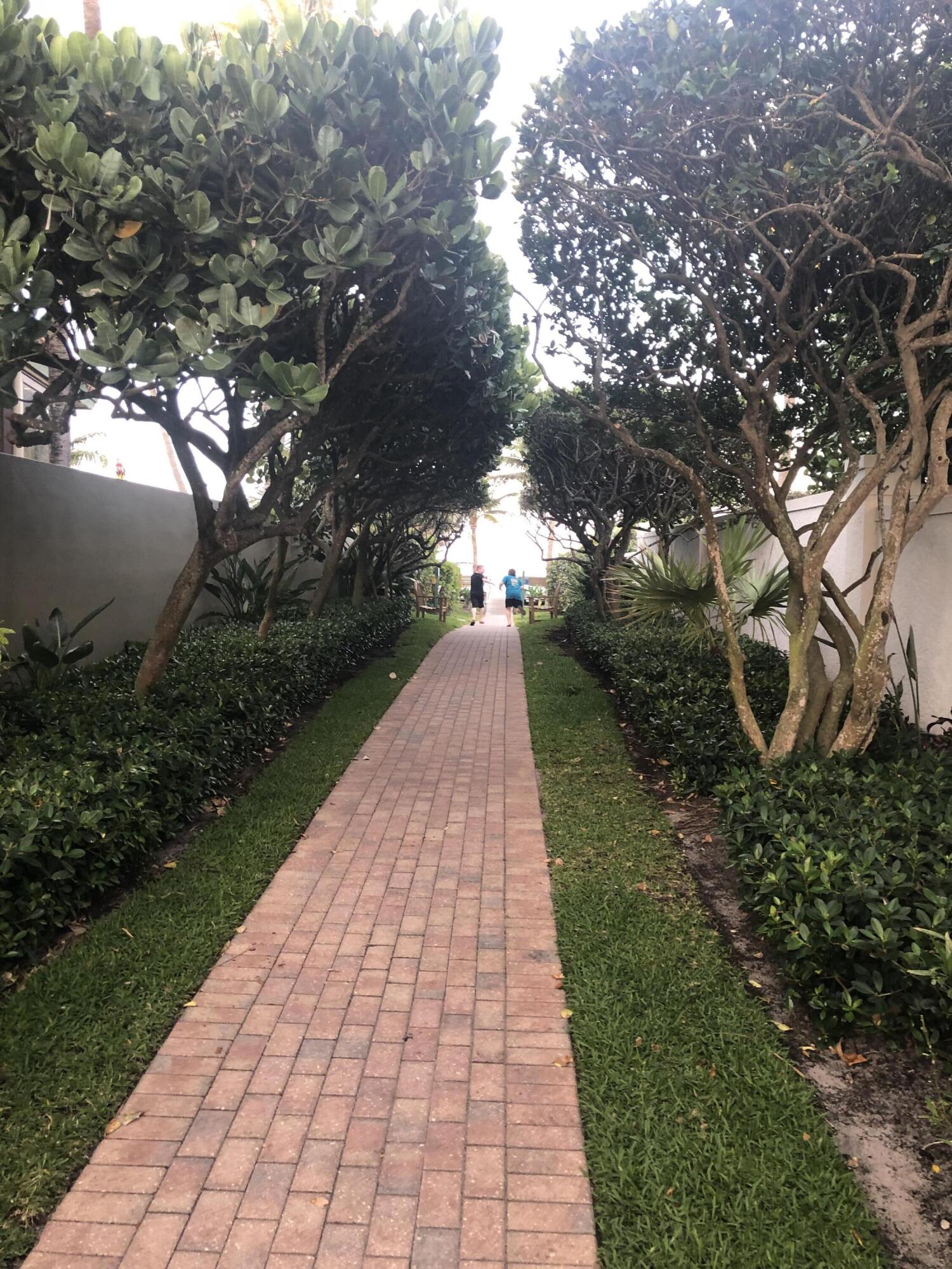 JUPITER INLET BEACH COLONY - Residential