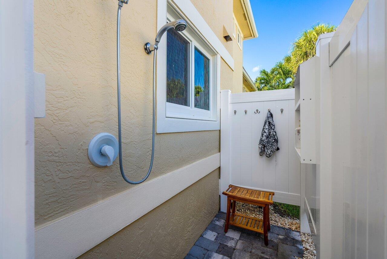 JUPITER INLET BEACH COLONY - Residential