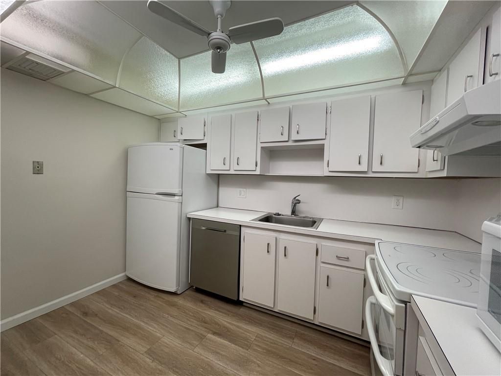 Photo of 9 Jacaranda Drive #209, Plantation, FL 33324 (MLS # F10447031)