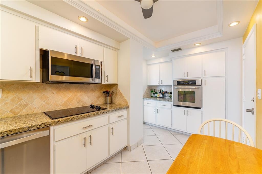 Coral Ridge Towers North - Residential