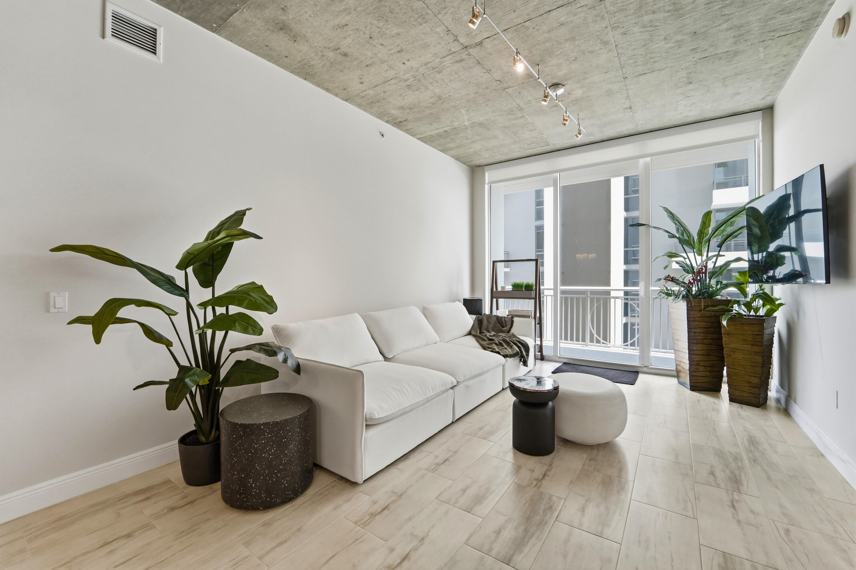 EDGE CONDO - Residential Lease