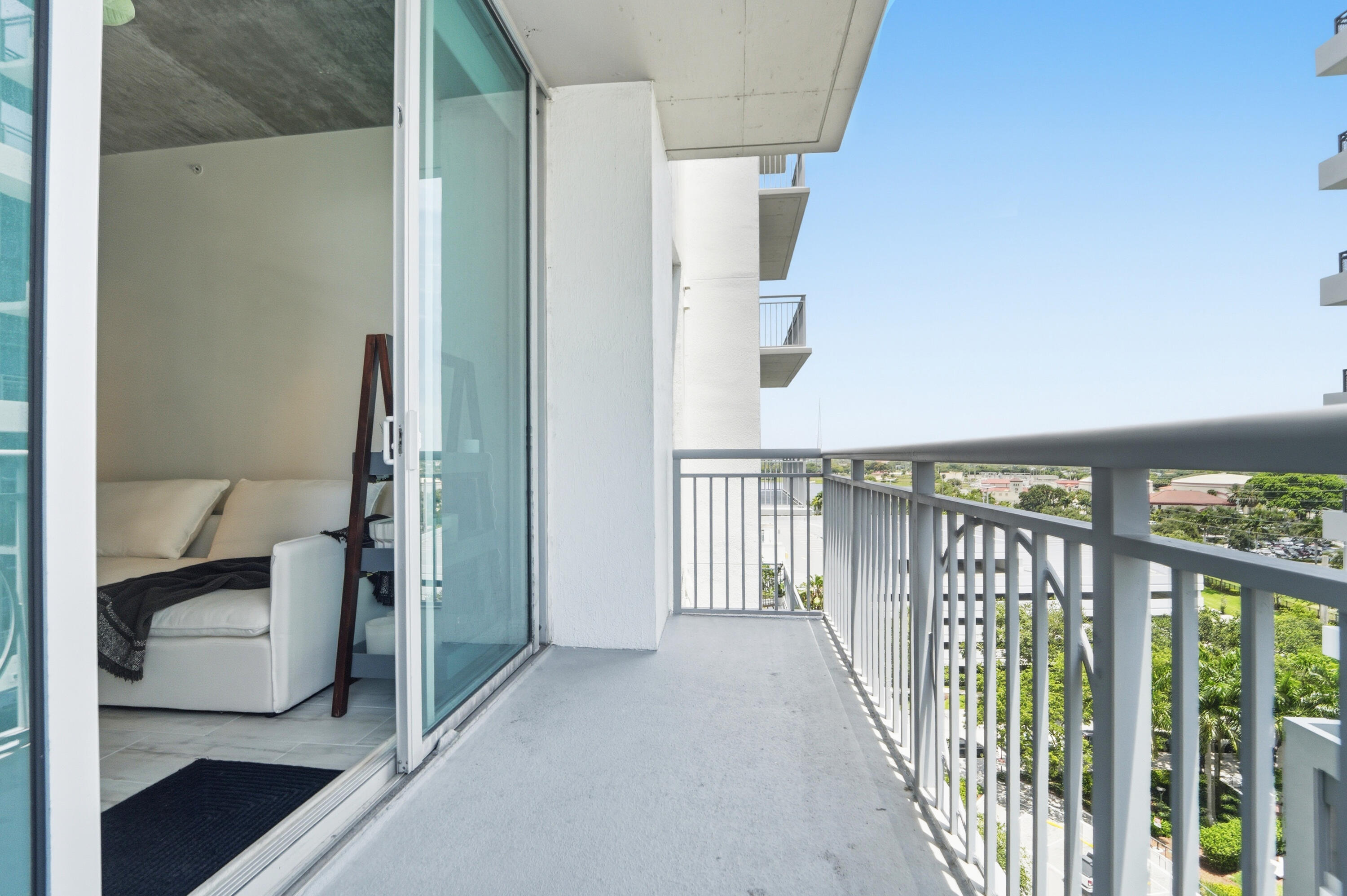 EDGE CONDO - Residential Lease