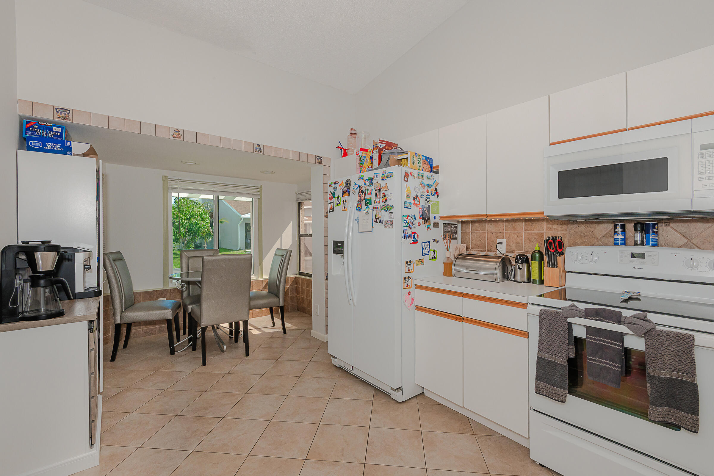 BOYNTON LAKES 6 - Residential