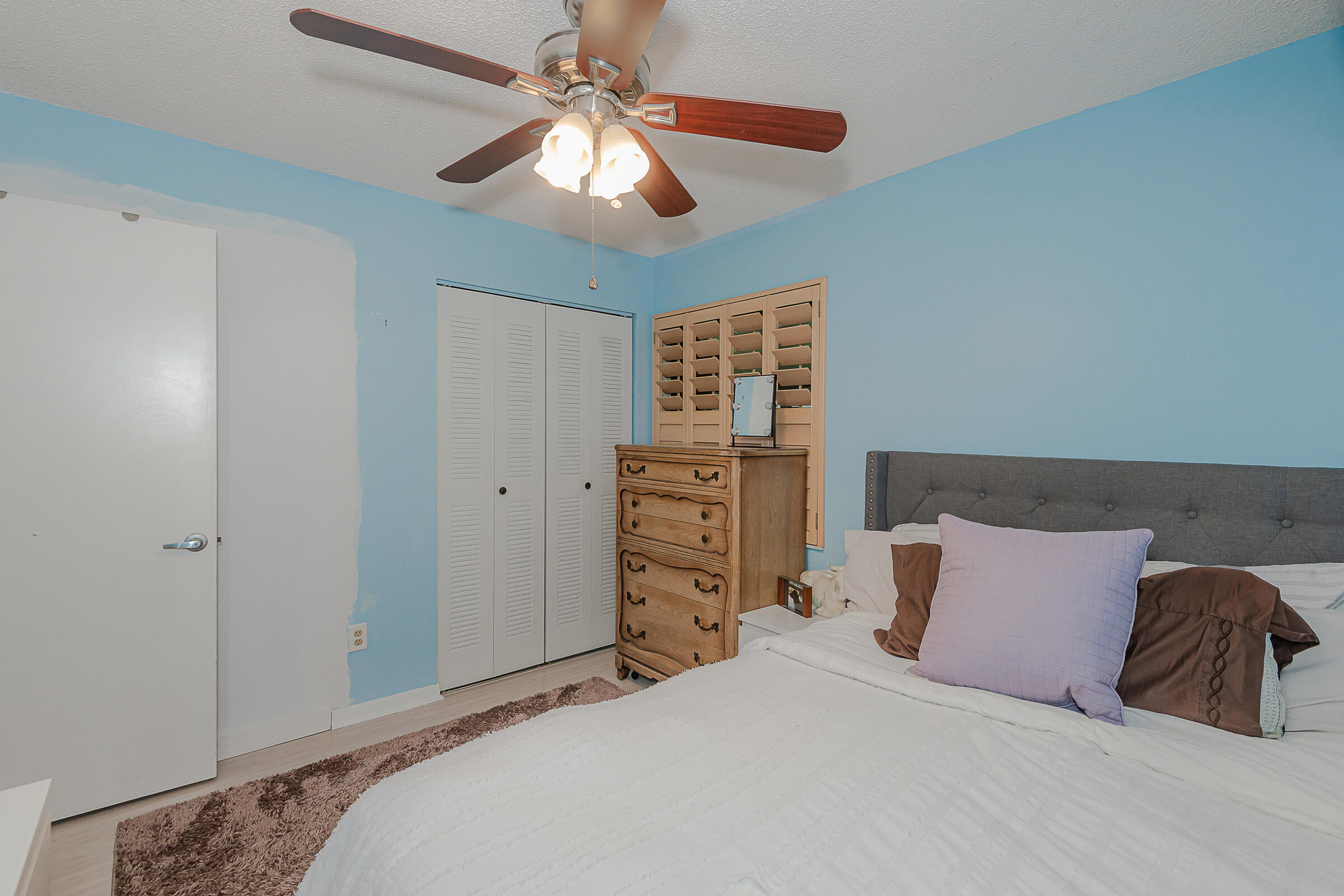 BOYNTON LAKES 6 - Residential