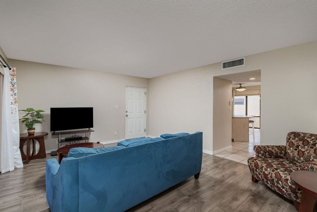 Photo of 301 N Pine Island Road #217, Plantation, FL 33324 (MLS # F10446896)