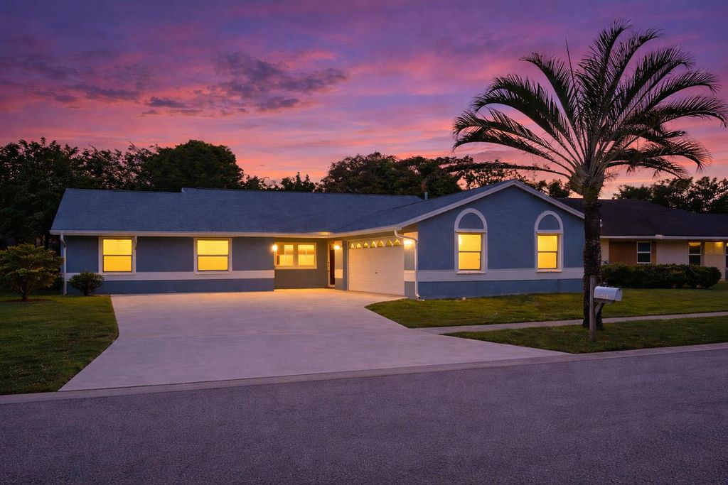 Photo of 5516 Priscilla Lane, Lake Worth, FL 33463 (MLS # B26025728)