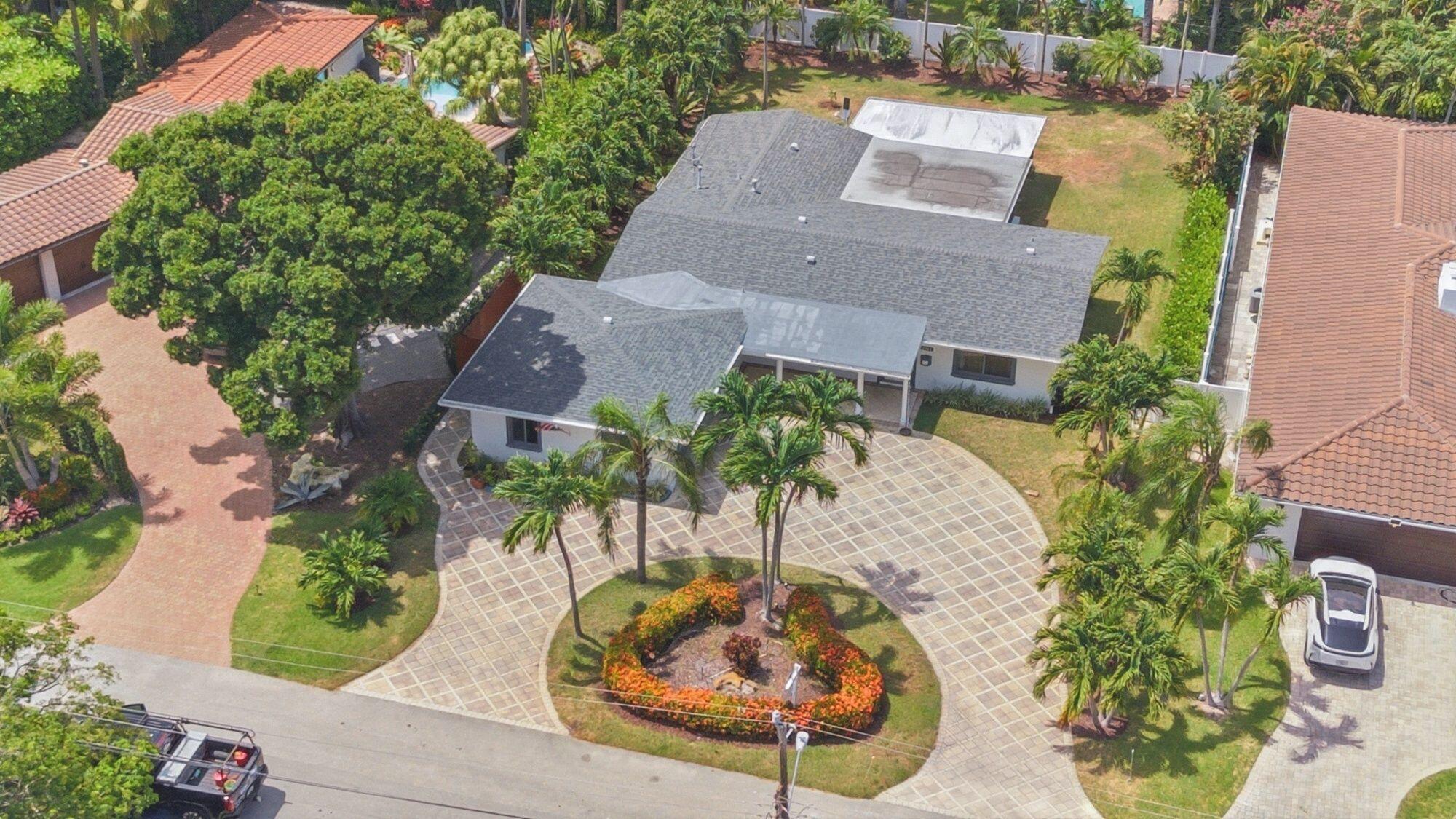 1745 NE 36th Street