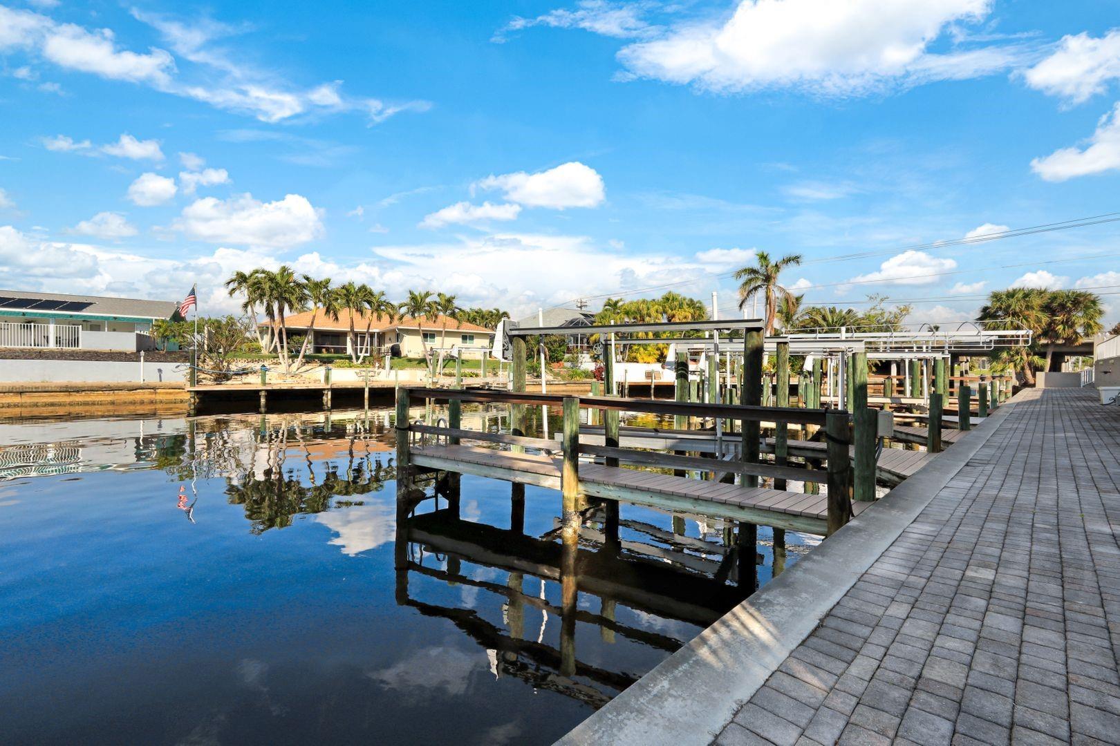 PELICAN MARINA - Residential