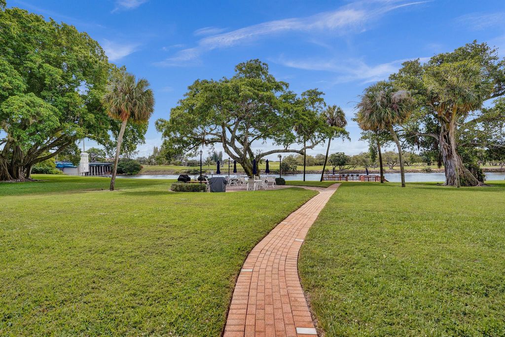 Photo of 308 Golfview Road #406, North Palm Beach, FL 33408 (MLS # R11096148)