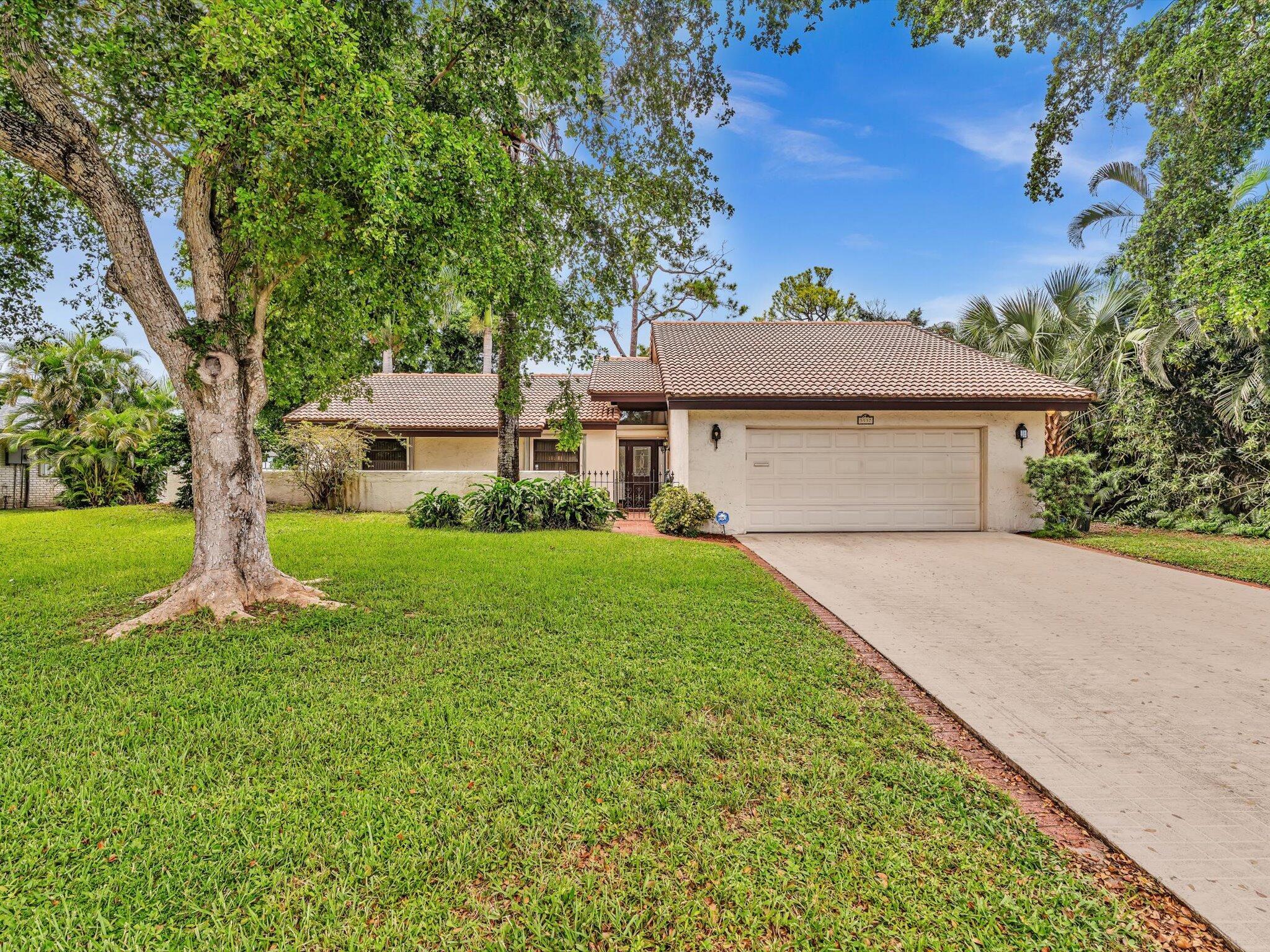 3537 Lakeview Drive