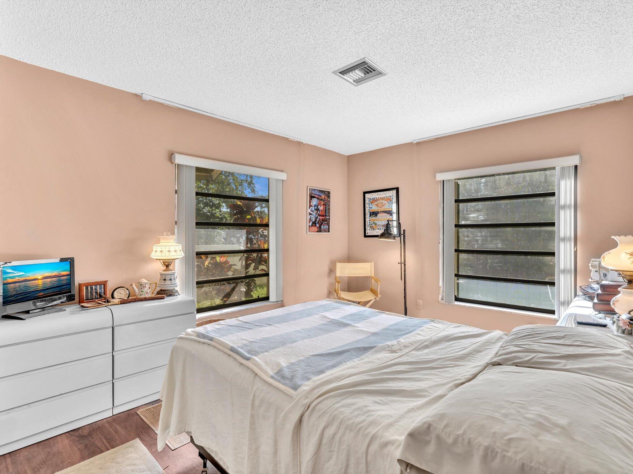 Sherwood Park/Lakeview - Residential